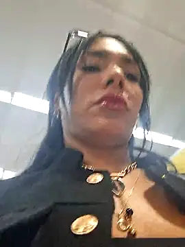 Snapshot of Doll_Loren chatting on 01/18/26, 07:17 Doll Loren online show from 01/18/26, 07:17