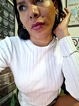 Doll Loren online show from 10/01/25, 01:55