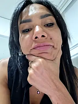 Doll Loren online show from 10/10/25, 03:51