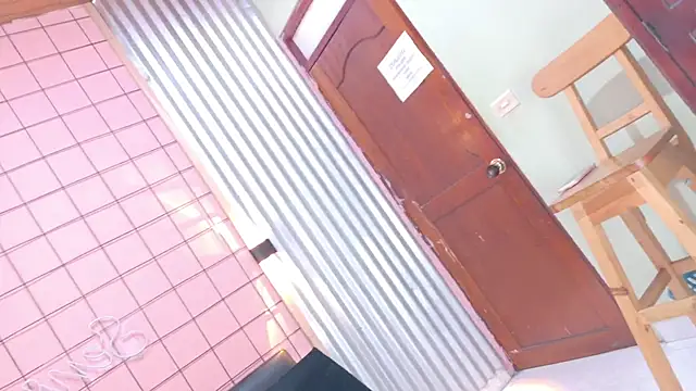 mensia hernandz online show from 11/29/25, 01:33