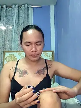 lady kim boner online show from 12/20/25, 07:33