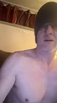 Snapshot of Wanking_Wiggiler chatting on 02/10/25, 02:59 Wanking Wiggiler online show from 02/10/25, 02:59