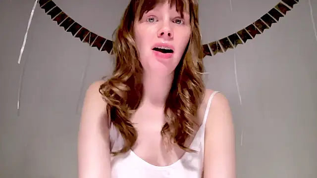 Snapshot of Nikki_Mimimi chatting on 12/04/25, 10:03 Nikki Mimimi online show from 12/04/25, 10:03