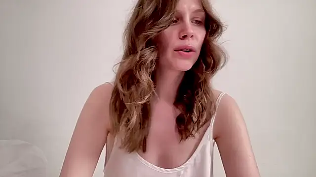 Snapshot of Nikki_Mimimi chatting on 03/19/25, 01:18 Nikki Mimimi online show from 03/19/25, 01:18