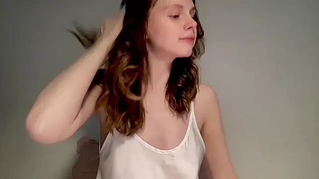 Snapshot of Nikki_Mimimi chatting on 02/22/25, 01:24 Nikki Mimimi online show from 02/22/25, 01:24