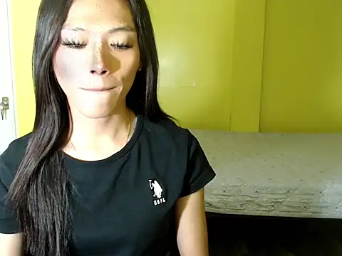 Snapshot of xx_goddessofallgodess_xx chatting on 09/30/25, 05:02 xx goddessofallgodess xx online show from 09/30/25, 05:02