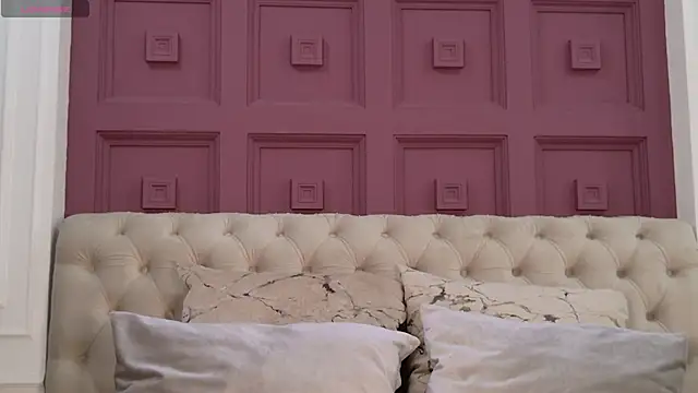 AnaAnais online show from 04/14/26, 02:00