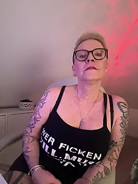 German Milf online show from 02/08/26, 01:53