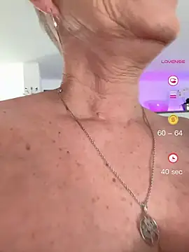 German Milf online show from 05/08/26, 01:04