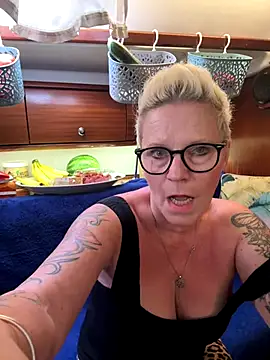 German Milf online show from 09/24/25, 10:22