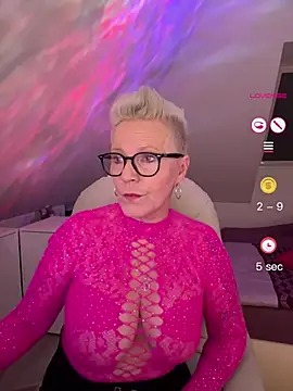 German Milf online show from 05/19/26, 12:56
