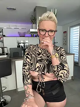 German Milf online show from 03/20/25, 02:21