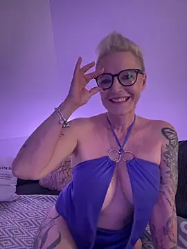 German Milf online show from 03/12/25, 06:22