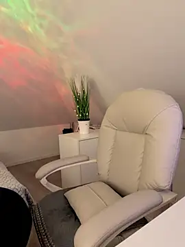 German Milf online show from 02/17/26, 01:41