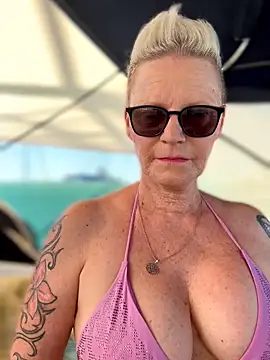 Snapshot of German_Milf chatting on 06/20/26, 10:20 German Milf online show from 06/20/26, 10:20