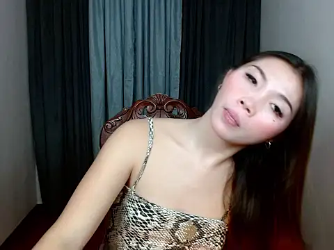 Snapshot of ursexy_allison69 chatting on 06/11/26, 03:20 ursexy allison69 online show from 06/11/26, 03:20