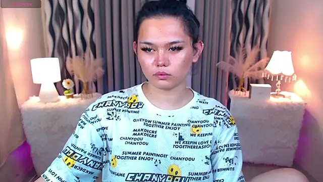 Ella Fantasiax online show from 10/30/25, 07:44