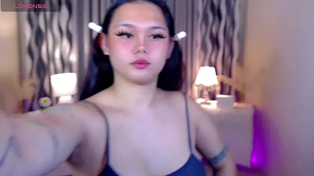 Ella Fantasiax online show from 10/18/25, 05:59