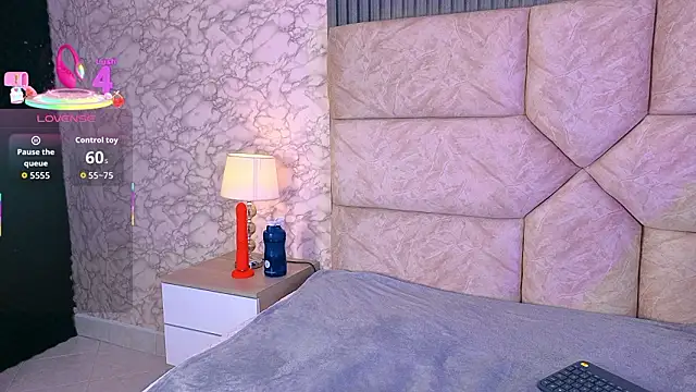 Snapshot of Cris__sweet chatting on 02/20/26, 12:07 Cris sweet online show from 02/20/26, 12:07