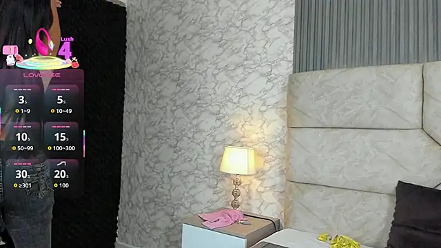 Snapshot of Cris__sweet chatting on 10/18/25, 11:34 Cris sweet online show from 10/18/25, 11:34