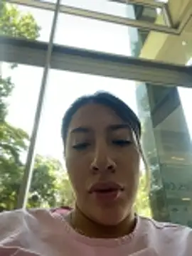 daniela henao online show from 05/20/26, 02:36
