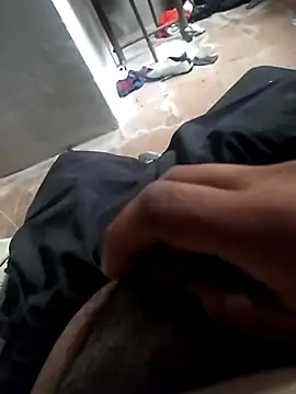 Nicozapras online show from 11/26/25, 10:15