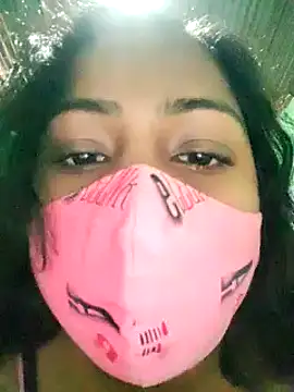 Shristiprakash0 online show from 01/28/25, 09:08