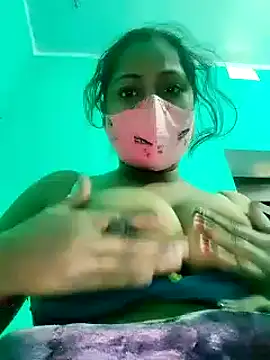 Shristiprakash0 online show from 01/13/25, 06:27