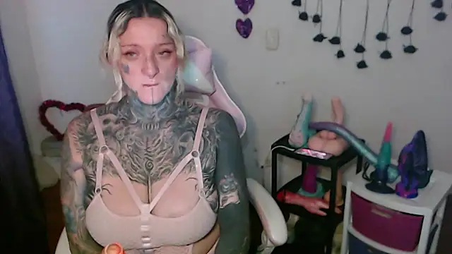 SLOPPYTITSS online show from 04/13/26, 10:47