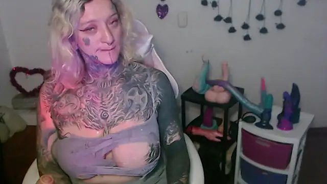 SLOPPYTITSS online show from 04/07/26, 10:39