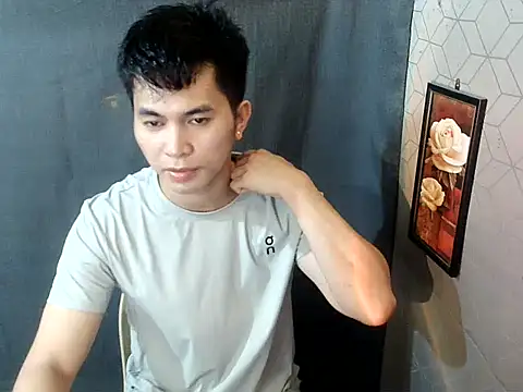 Snapshot of asianpatt69 chatting on 05/07/26, 10:07 asianpatt69 online show from 05/07/26, 10:07