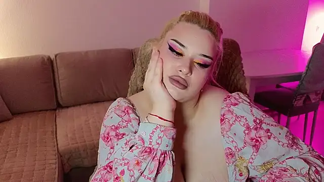 EllsaJean  online show from 06/11/26, 12:32