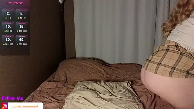 EllsaJean  online show from 10/27/25, 10:44