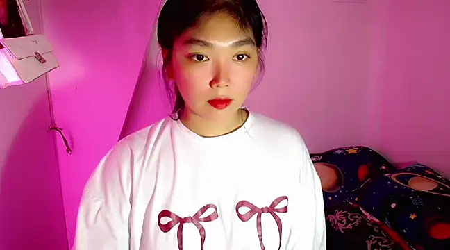 TR4NSCUTI3 online show from 02/26/25, 09:53