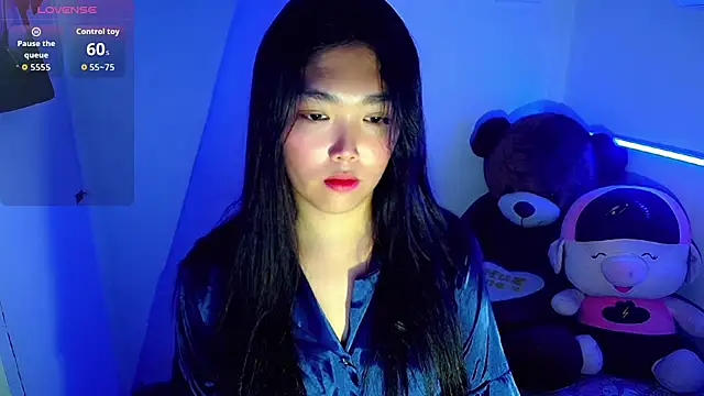 TR4NSCUTI3 online show from 09/11/25, 11:54