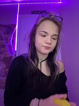 Cutiepiespanks online show from 11/04/25, 08:34