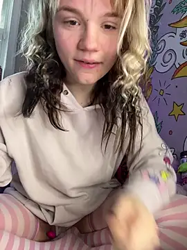 Cutiepiespanks online show from 02/11/26, 09:25