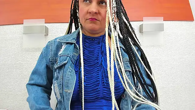 allice green online show from 10/20/25, 02:46