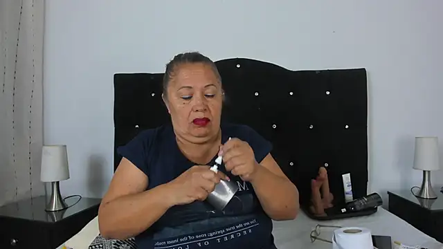 Snapshot of Keira_Lennox chatting on 11/07/25, 11:26 Keira Lennox online show from 11/07/25, 11:26