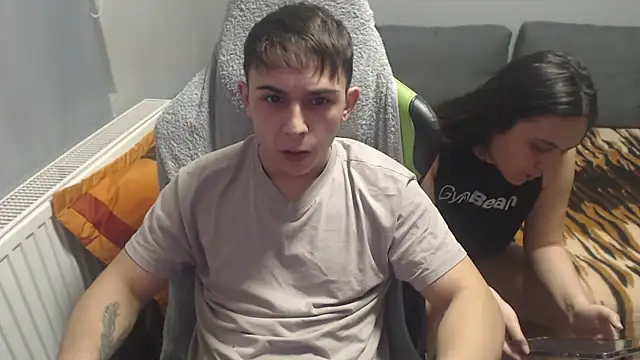 Snapshot of Alien7nebula chatting on 02/19/25, 12:25 Alien7nebula online show from 02/19/25, 12:25