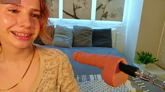 Betty June online show from 07/09/26, 08:30