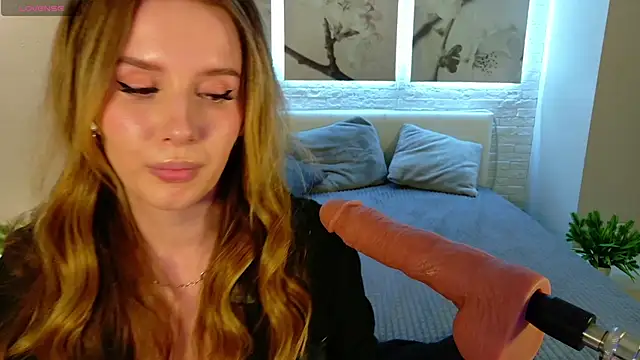 Betty June online show from 04/18/26, 08:42