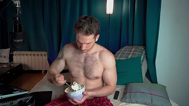 VIktorSecret online show from 03/16/26, 07:12