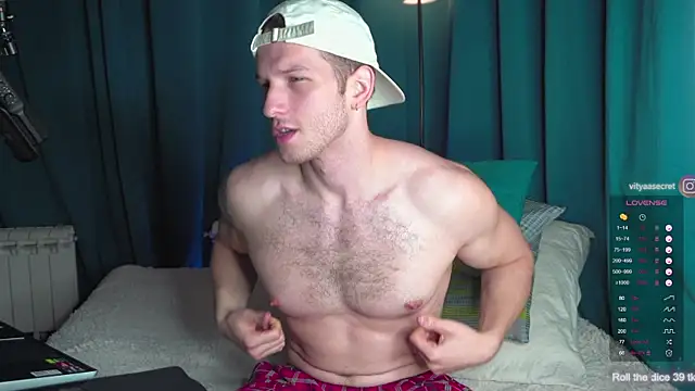 VIktorSecret online show from 11/27/25, 05:08