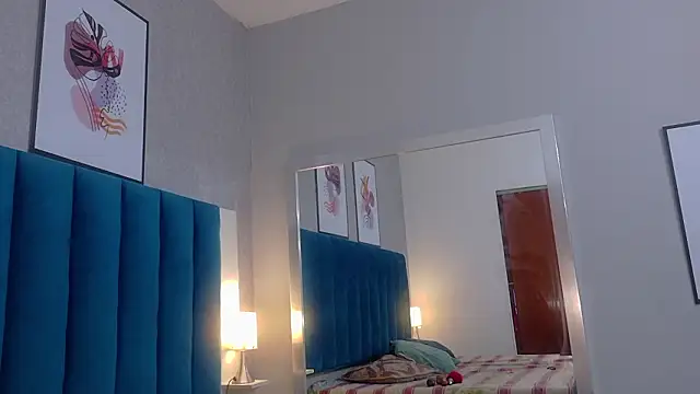 MiaMidnnightt online show from 03/28/26, 12:17