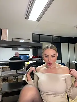 EmaSalis online show from 02/28/25, 01:36