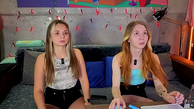 Misss Vikk online show from 11/14/25, 01:48