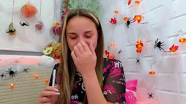 Misss Vikk online show from 11/01/25, 03:17