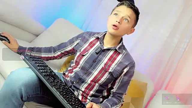 Snapshot of Tim_wolf chatting on 02/27/26, 07:46 Tim wolf online show from 02/27/26, 07:46