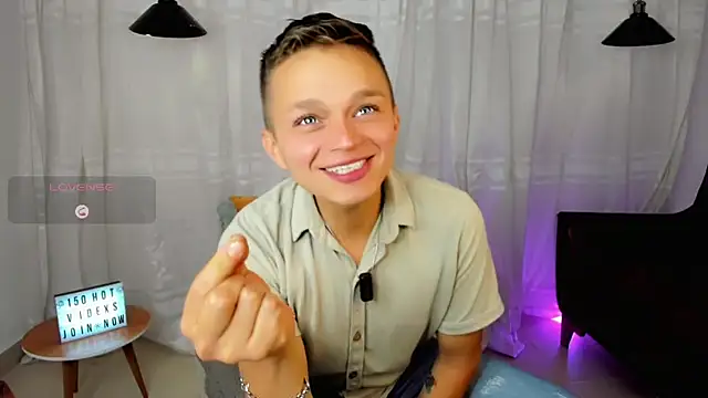 Snapshot of Tim_wolf chatting on 01/14/26, 09:40 Tim wolf online show from 01/14/26, 09:40